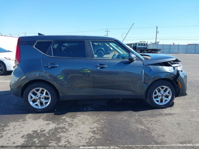 KNDJ23AU0N7834575 KIA SOUL LX