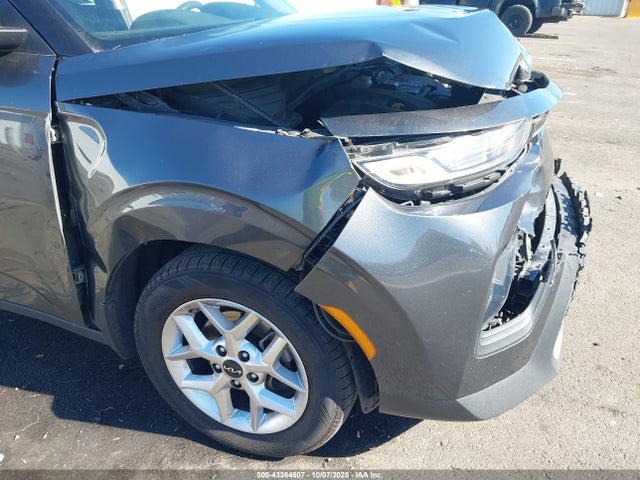 KNDJ23AU0N7834575 KIA SOUL LX