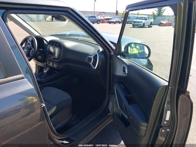 KNDJ23AU0N7834575 KIA SOUL LX