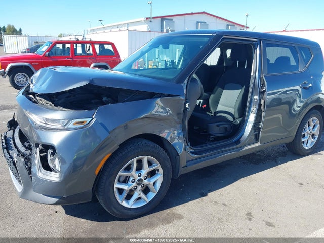 KNDJ23AU0N7834575 KIA SOUL LX