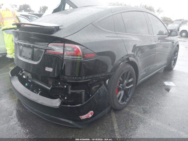 2024 TESLA MODEL X 7SAXCBE63RF440021 Photo 3
