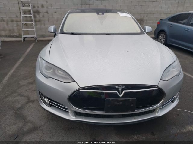 2015 TESLA MODEL S 5YJSA1S15FFP73042 Photo 9