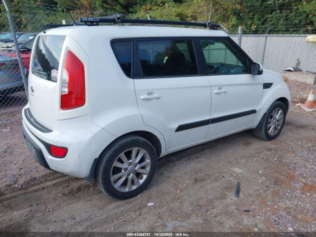 2012 KIA SOUL KNDJT2A68C7431966 Photo 3