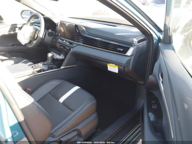 2025 TOYOTA CAMRY 4T1DAACK4SU598120 Photo 4