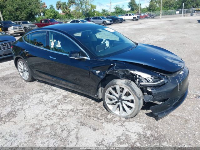 2018 TESLA MODEL 3 5YJ3E1EB1JF184950 Photo 0