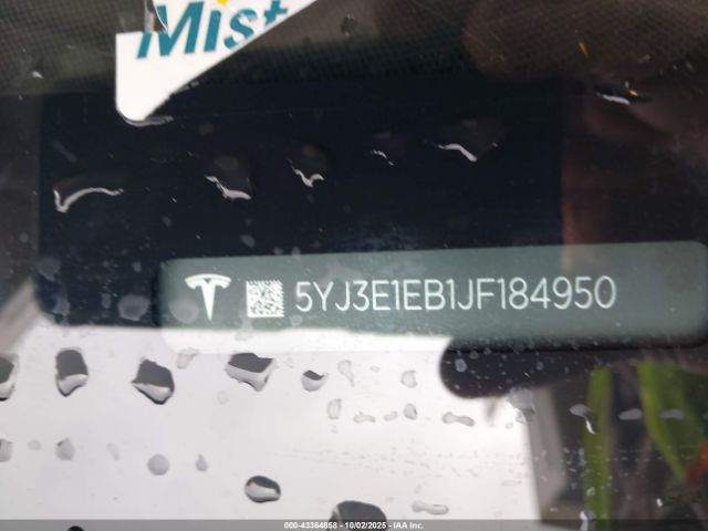 2018 TESLA MODEL 3 5YJ3E1EB1JF184950 Photo 8