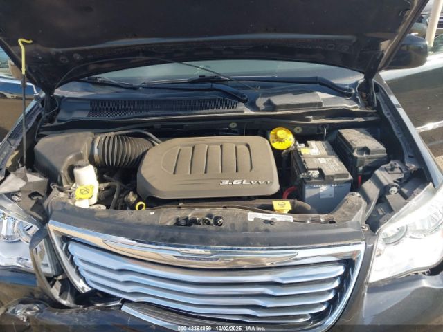 2016 CHRYSLER TOWN & COUNTRY 2C4RC1BG0GR300670 Photo 9