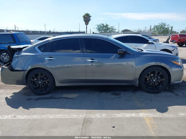 1N4AL3AP0HC478752 Nissan Altima 2.5 Sr