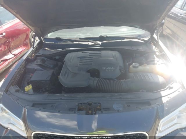 2016 CHRYSLER 300 2C3CCARG8GH145016 Photo 9