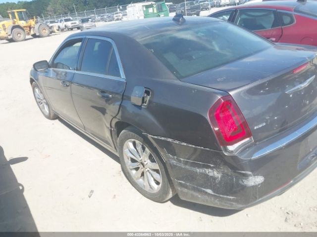 2016 CHRYSLER 300 2C3CCARG8GH145016 Photo 2