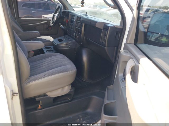 2013 CHEVROLET EXPRESS 3500 1GBZGUCL0D1162604 Photo 4