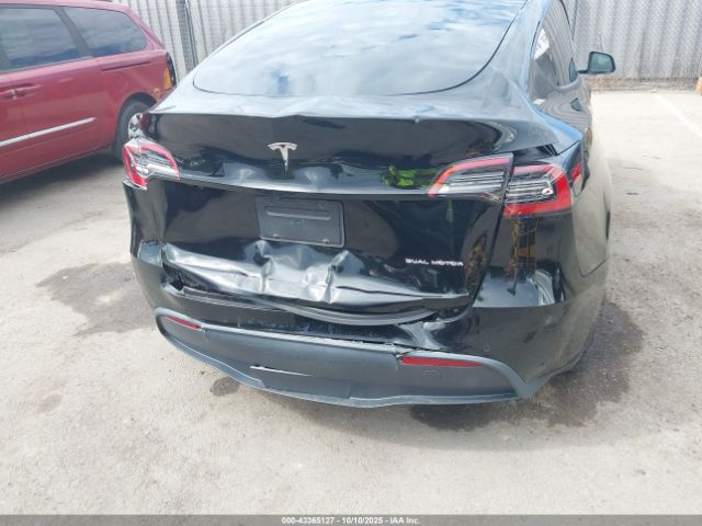 2021 TESLA MODEL Y 5YJYGAEE8MF218784 Photo 5