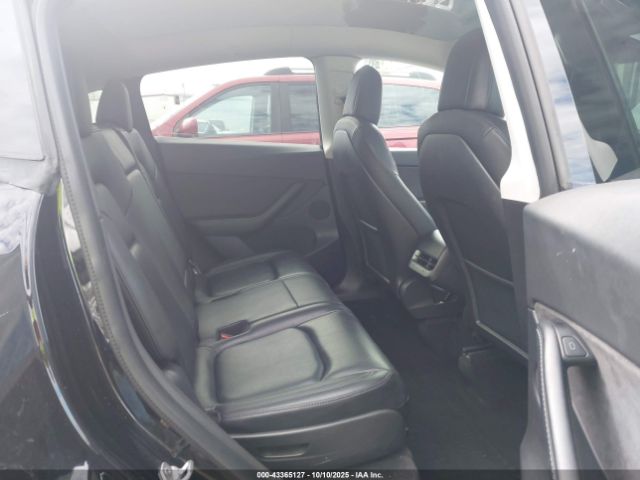 2021 TESLA MODEL Y 5YJYGAEE8MF218784 Photo 7
