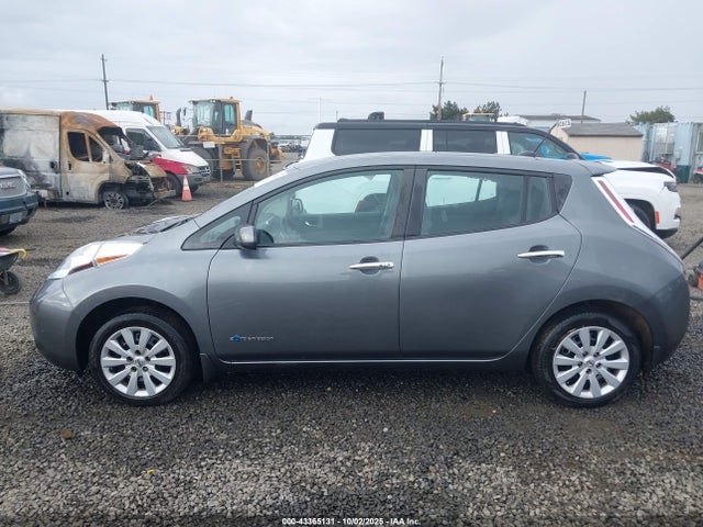 Nissan LEAF S 2017 1N4BZ0CP0HC303755 Image 13