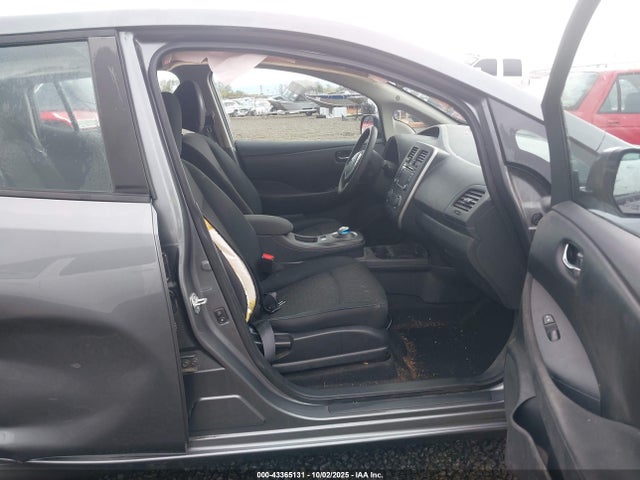 Nissan LEAF S 2017 1N4BZ0CP0HC303755 Image 5