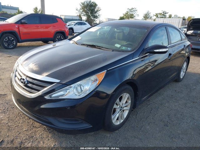 Hyundai gamma 2014 5NPEB4AC0EH943130 Image 2