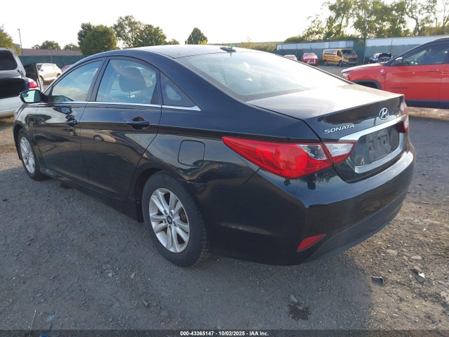 Hyundai gamma 2014 5NPEB4AC0EH943130 Image 3