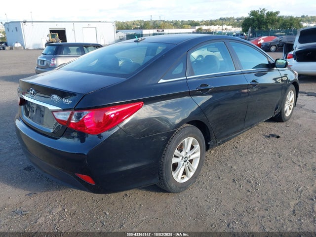 Hyundai gamma 2014 5NPEB4AC0EH943130 Image 4