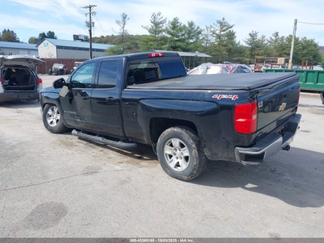2017 CHEVROLET SILVERADO 1500 1GCVKREH9HZ379767 Photo 2