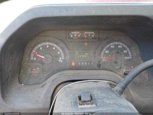 43365165 :رقم المزاد ، 1FBNE3BL7ADA83764 vin ، 2010 Ford E-350 Super Duty Xl/xlt مزاد بيع