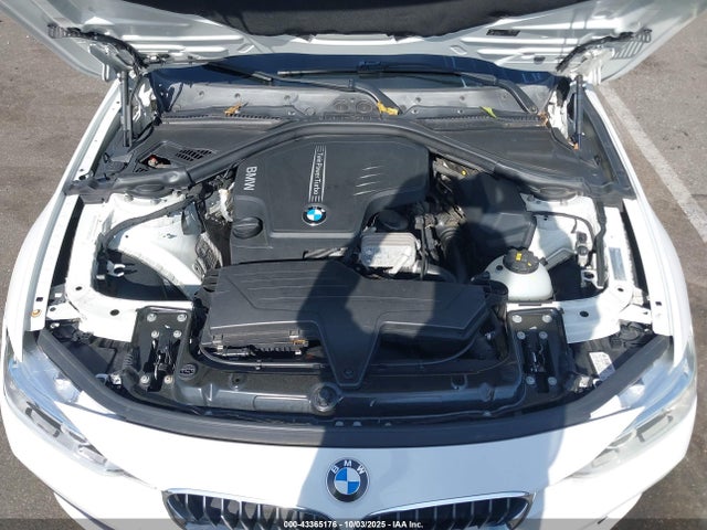 2016 Bmw 328i Xdrive მანქანა იყიდება აუქციონზე, vin: WBA8E3G55GNT26765, აუქციონის ნომერი: 43365176