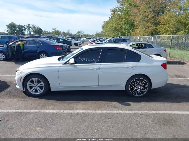 2016 Bmw 328i Xdrive მანქანა იყიდება აუქციონზე, vin: WBA8E3G55GNT26765, აუქციონის ნომერი: 43365176