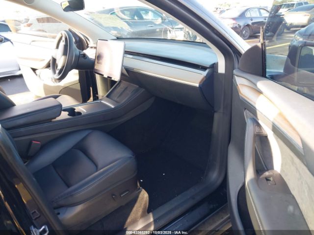 2022 TESLA MODEL Y 7SAYGDEF3NF534723 Photo 4