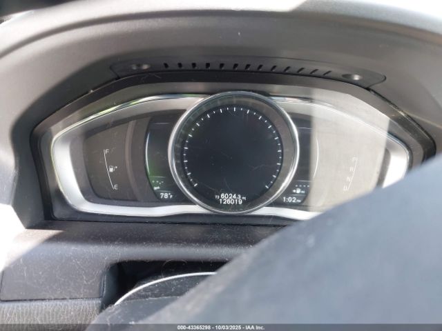 2016 VOLVO XC60 YV4612RK5G2831142 Photo 6