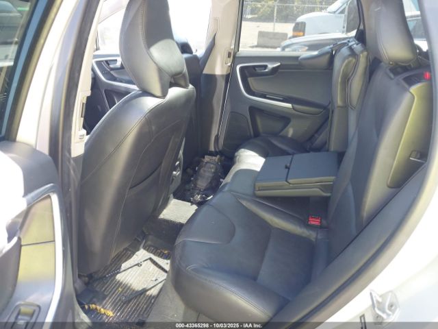 2016 VOLVO XC60 YV4612RK5G2831142 Photo 7