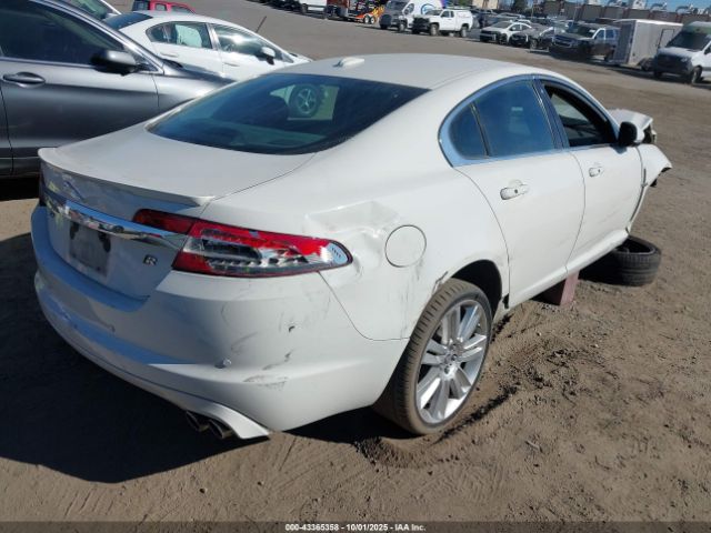 2010 JAGUAR XF SAJWA0JC4AMR49529 Photo 3