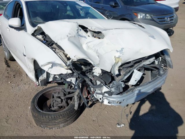 2010 JAGUAR XF SAJWA0JC4AMR49529 Photo 5