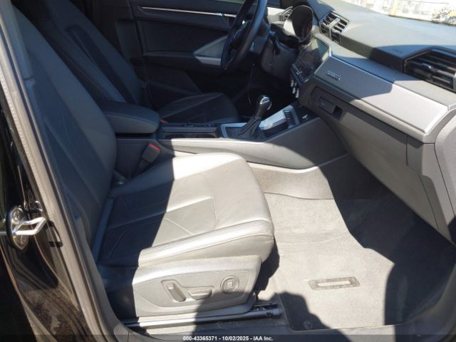 2022 AUDI Q3 WA1AUCF38N1036073 Photo 4
