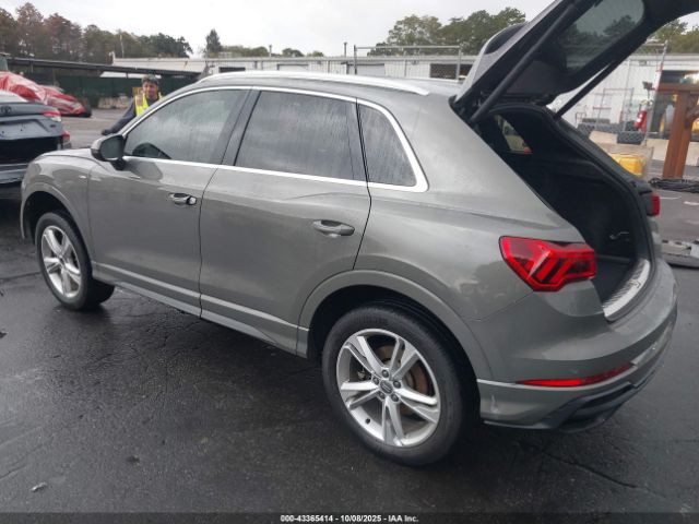 2020 AUDI Q3 WA1EECF31L1114611 Photo 2