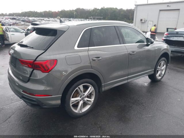2020 AUDI Q3 WA1EECF31L1114611 Photo 3