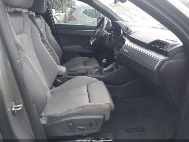 2020 AUDI Q3 WA1EECF31L1114611 Photo 4