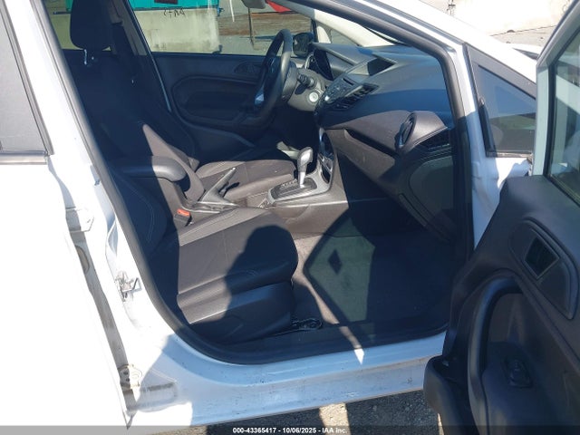 3FADP4EJ9KM125963 Ford 2019