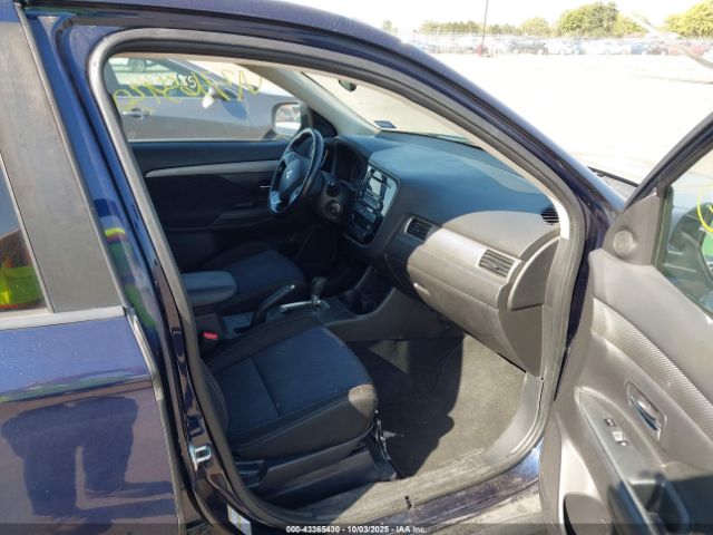 2016 MITSUBISHI OUTLANDER JA4AD2A30GZ038535 Photo 4