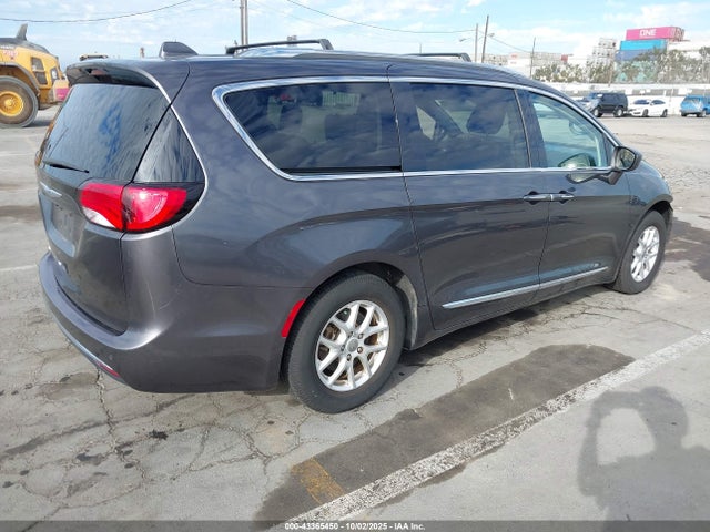 Chrysler 2020 2020 2C4RC1BG4LR269076 Image 4