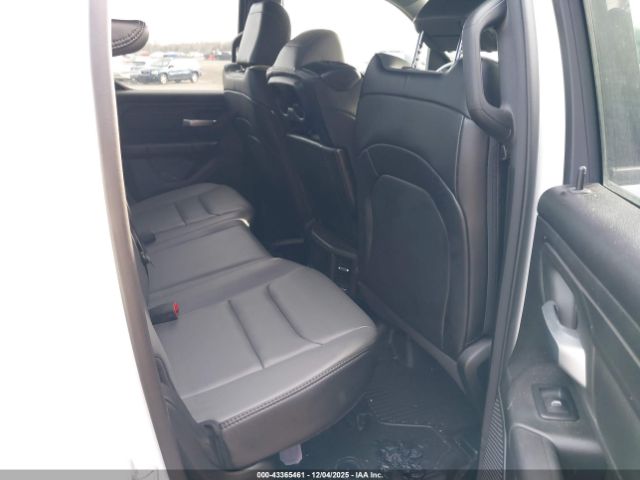 2021 RAM 1500 1C6SRFCT6MN817223 Photo 7