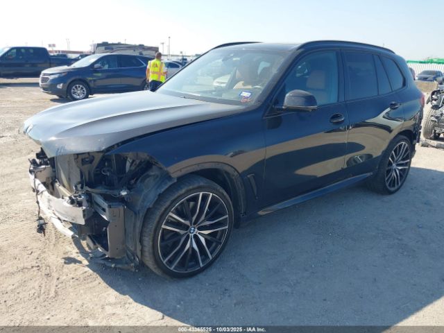 2021 BMW X5 5UXCR4C06M9F15884 Photo 1