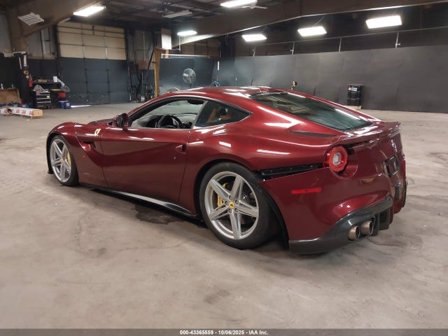 2015 FERRARI F12BERLINETTA ZFF74UFA5F0209657 Photo 2