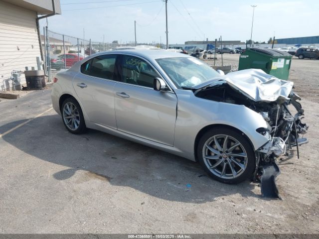 2017 ALFA ROMEO GIULIA ZARFAEDN8H7527836