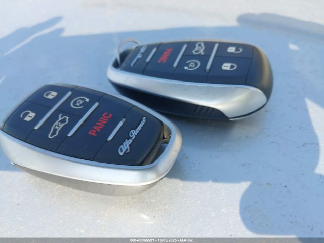 2017 ALFA ROMEO GIULIA ZARFAEDN8H7527836 Photo 10