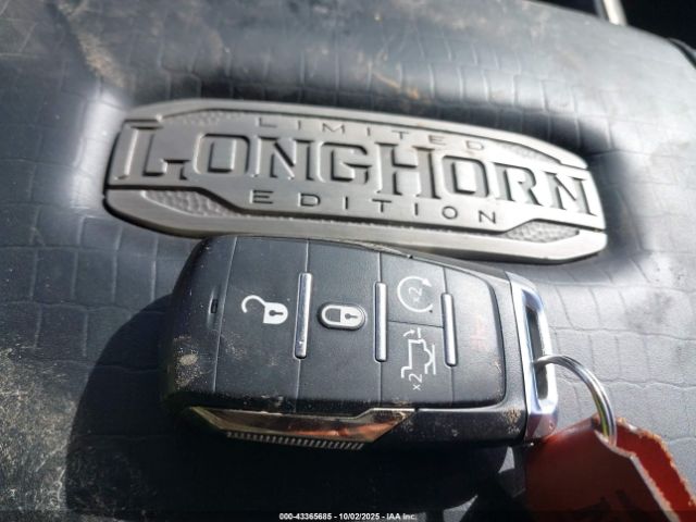 2022 RAM 1500 1C6SRFKT2NN101213 Photo 10