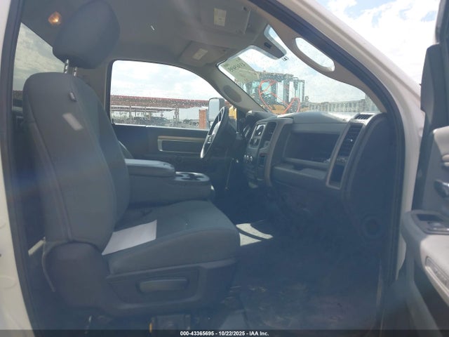 3C7WRCAL9HG737637 RAM 3500