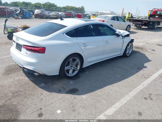 2022 AUDI A5 SPORTBACK WAUDACF56NA010212 Photo 3