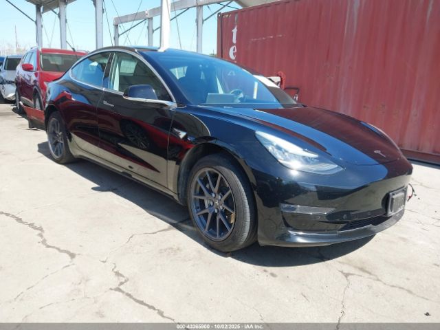 2019 TESLA MODEL 3 5YJ3E1EA5KF395822 Photo 0