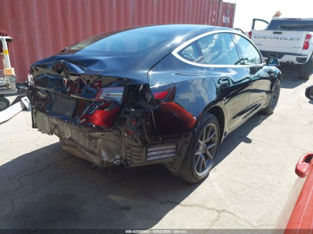 2019 TESLA MODEL 3 5YJ3E1EA5KF395822 Photo 3
