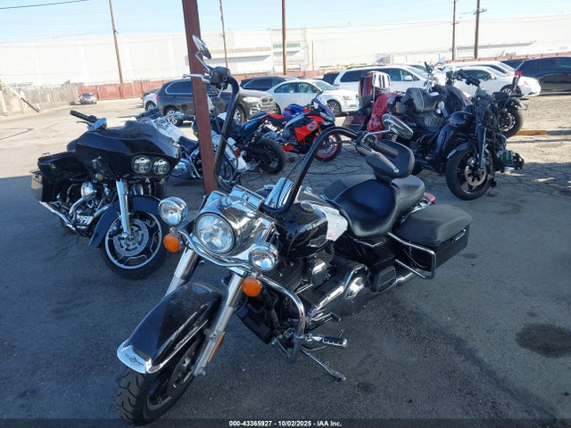 2016 HARLEY-DAVIDSON FLHR 1HD1FBM30GB620637 Photo 1