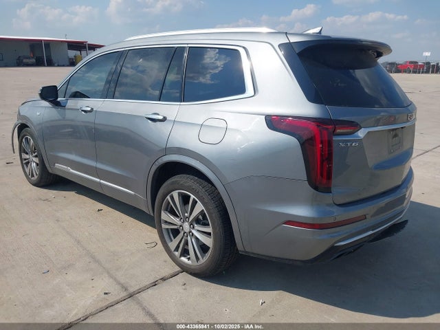 2021 CADILLAC XT6 1GYKPCRS7MZ159104 Photo 2
